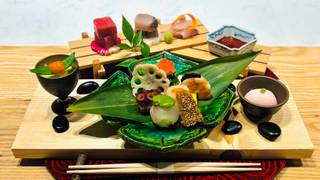 Table: Seasonal Kaiseki Course photo