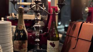 Apéritif Wine Hour with Curated Plates foto