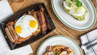 Join us for a Memorial Day Brunch at LUXBAR! foto