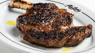 Celebrate Father’s Day Weekend at Abe & Louie’s foto