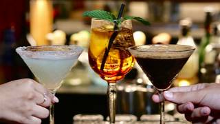 Joining for drinks reservation Photo