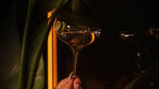 Cocktail Hour at Prophecy foto