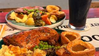 Sunday Roast at The Melting Pot JC foto