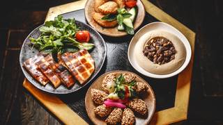 Summer Menu - Mezze Feast 🧆 foto