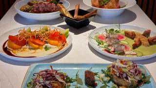 Free Appetizer with Sizzle Stone dinners for 2! foto