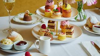 July - High Tea, The Barre Photo