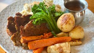 Sunday Roast Special - $25 foto