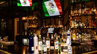 A Sip of Mexico: Tequila Tasting Experience foto