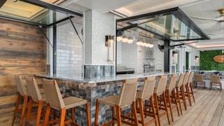 Raw Bar Seating Photo