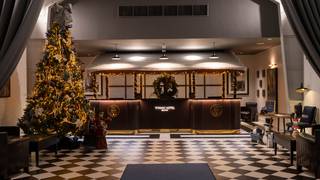 Christmas Day Lunch at The Wolff Grill Photo