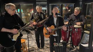 Barry Middleberg on the Guitar – August 1, 2025 Photo