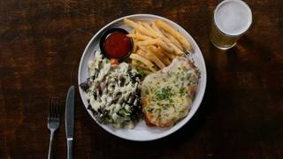 Thursday: $20 Parma Night foto
