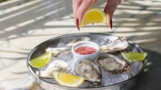 Wednesdays:  Oysters foto