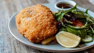 TUESDAY | $18 Chicken Schnitty foto