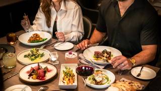 A La Carte and Sharing Menu foto