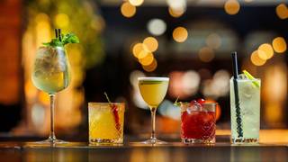 Bottomless Brunch By The Sea & Free Cocktail foto