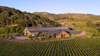 September Cellar Door Experience - The Hilt Estate foto