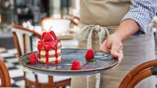 Complimentary Appetizer or Dessert foto