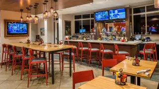A photo of Burger Theory- Holiday Inn Kansas City Airport restaurant