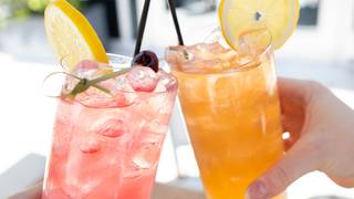 Happy Hour Monday-Saturday! foto