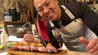 Omakase Experience 12-Course Sushi Bar 5 & 7:30pm foto