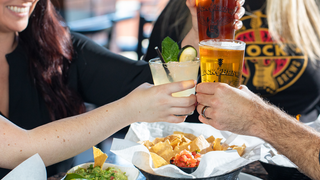 Happy Hour at Rock & Brews foto