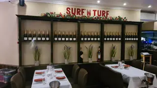 Una foto del restaurante SURF' N TURF KITCHEN