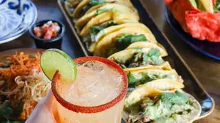 A photo of Solita Tacos & Margaritas - Long Beach restaurant