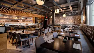 Una foto del restaurante Blue Ribbon Sushi Bar & Grill - Financial District
