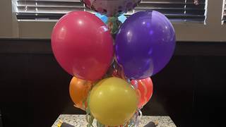 写真（Balloon Bouquet - $30）