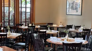 A photo of Divina Cucina Ristorante Italiano restaurant