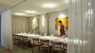 Semiprivate Dining Room - Deluxe Package photo