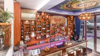 A photo of Smooch Restaurant & Cocktail Bar restaurant