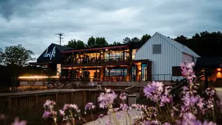 Een foto van restaurant Drift on Lake Wylie