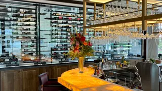 A photo of Pella Signature restaurant