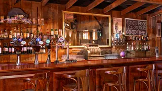 A photo of Sports Bar & Grill - Sheraton Skyline Hotel London Heathrow restaurant