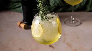 LIMONCELLO SPRITZ 2X1 ALL DAY Photo