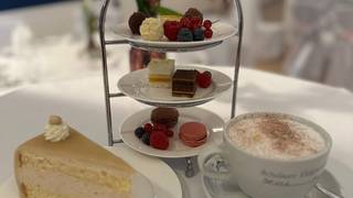 Kaffee-& Kuchen Tischbuffet-Arrangement張相片