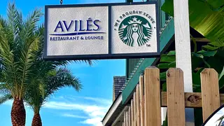 Photo du restaurant Aviles Restaurant & Lounge