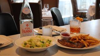 Celebrate Mother's Day at PRIME1024! foto