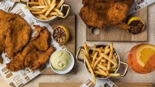 Endless Schnitzel & Frites Photo