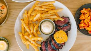 🥩 $25 Steak Frites Night 🥩張相片