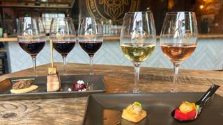 Signature Wine & Food Pairing Photo