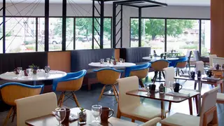 Una foto del restaurante Dewberry 1850 Restaurant and Lounge - Marriott at the University of Dayton