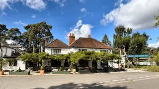 The Crown Inn at Burnham Beeches餐廳的相片