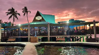 Une photo du restaurant The Boathouse on Naples Bay