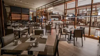 Een foto van restaurant Saladero - AC Hotel Lima Miraflores