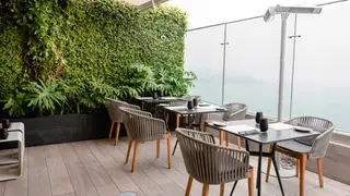 Une photo du restaurant Insumo Rooftop - AC Hotel Lima Miraflores