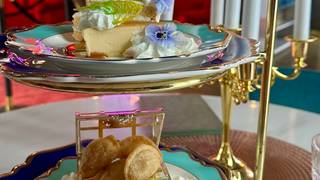 $109pp The Pink Rabbit High Tea Foto