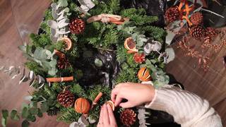 Christmas Wreath Making photo